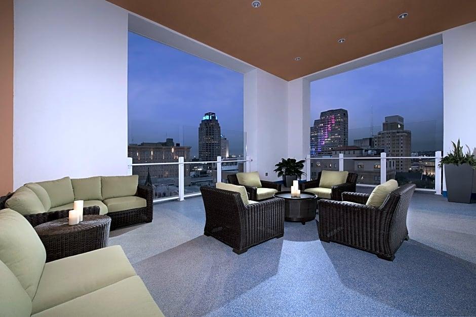 Hilton Garden Inn San Antonio Downtown Riverwalk Екстериор снимка