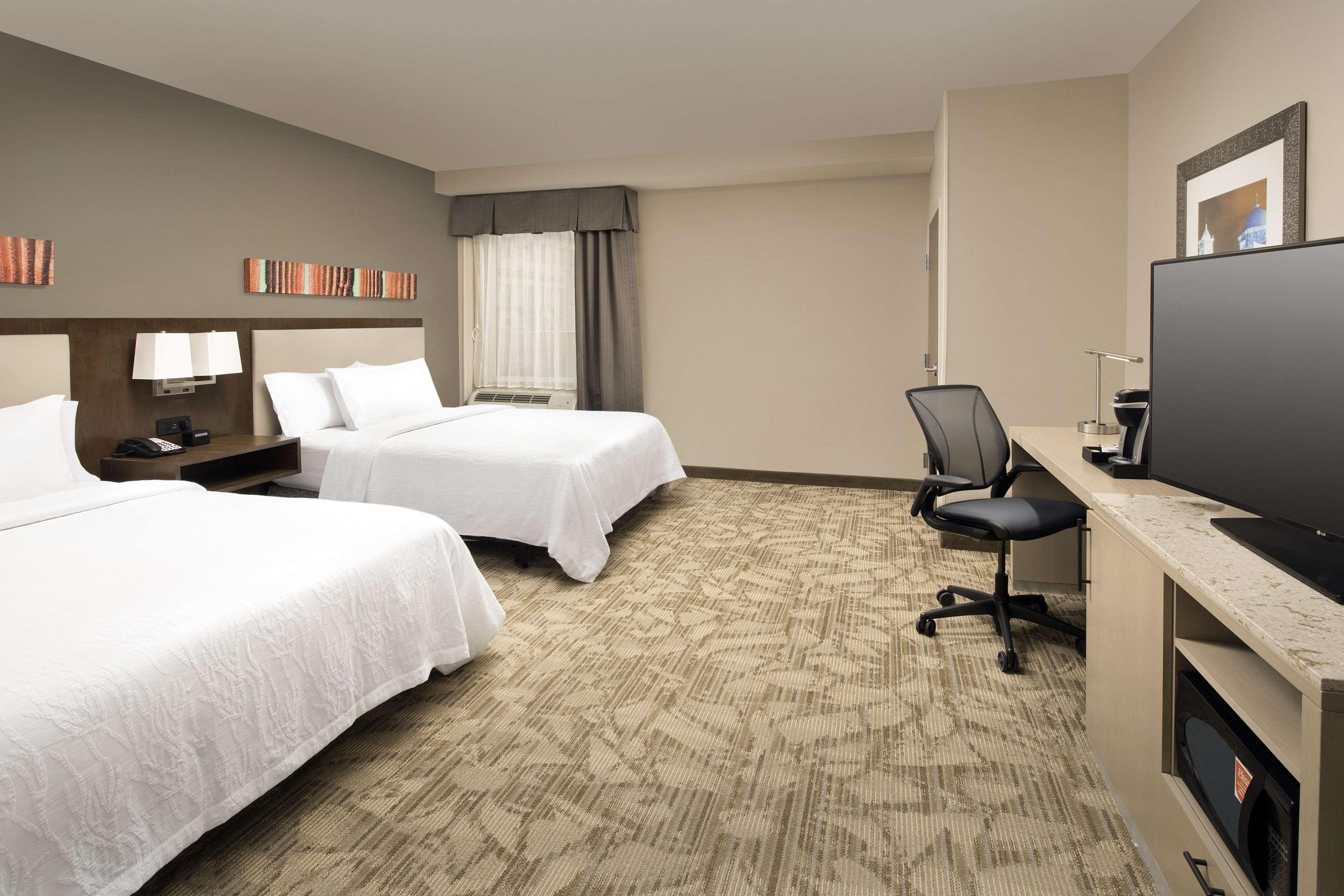 Hilton Garden Inn San Antonio Downtown Riverwalk Стая снимка