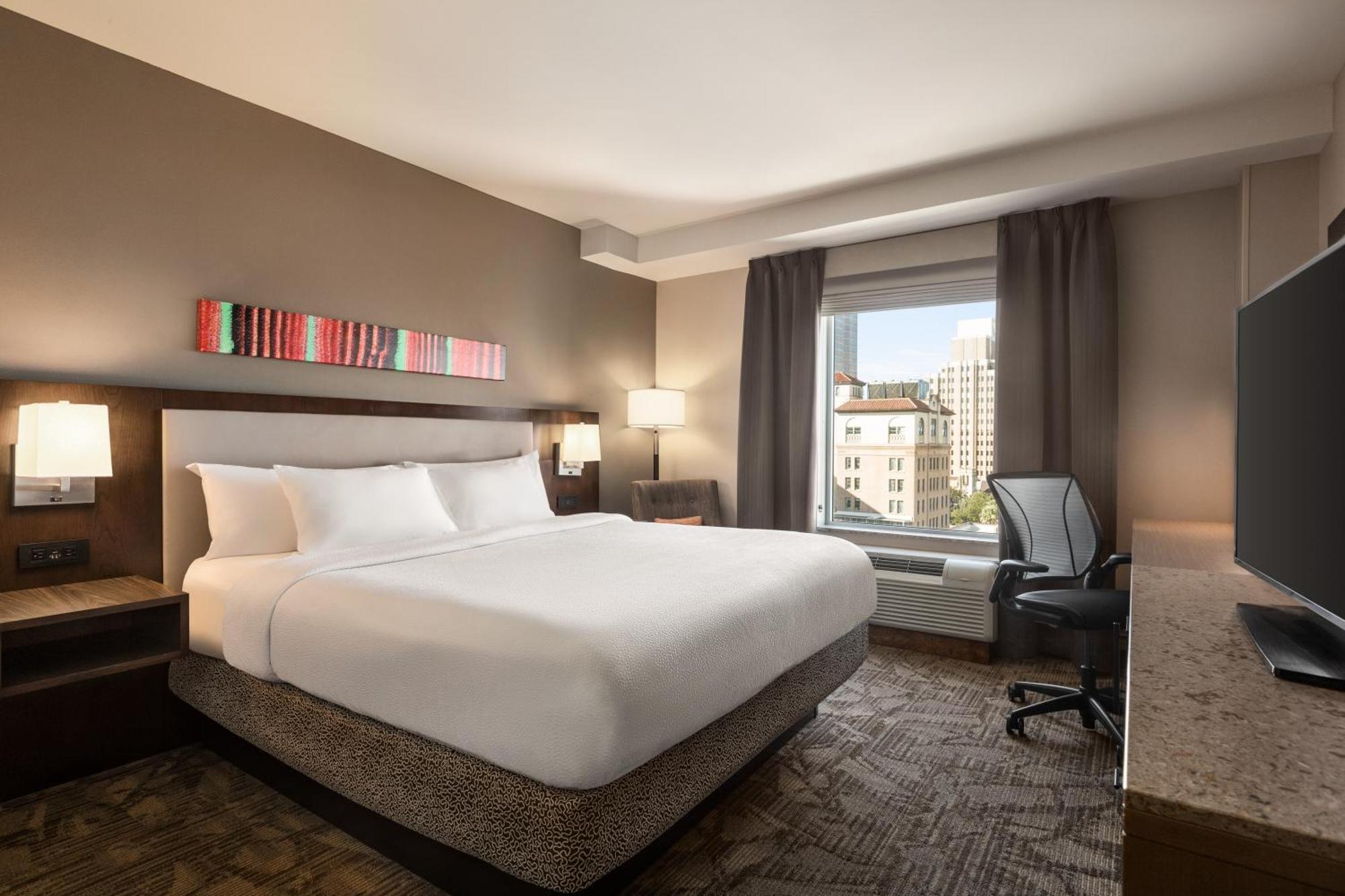 Hilton Garden Inn San Antonio Downtown Riverwalk Екстериор снимка